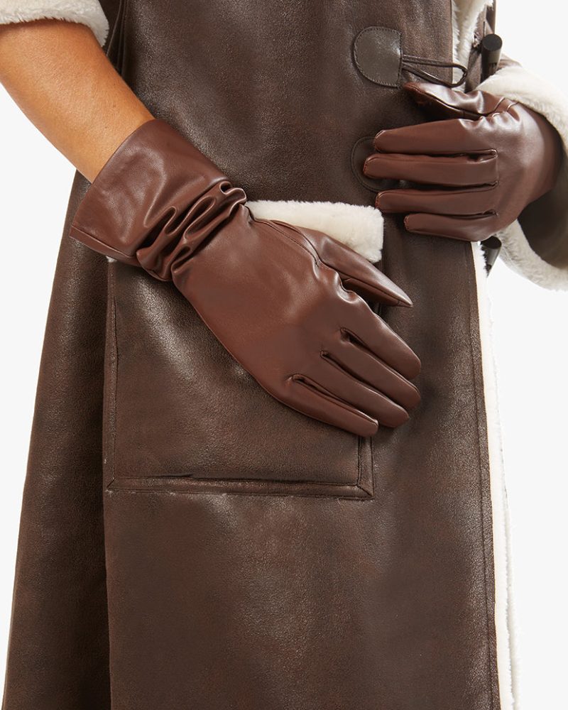 WWW Fall 22 RTW Ecommerce Shoot Vegan Leather Specialty Outerwear Gloves Cacao WWA01 14731 f594bb77 947d 4bb3 aacd 70acb75f6f75